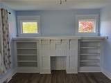 211 Northview Ave - Photo 2