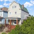206 7th St - Photo 2
