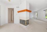 305 Newbury Drive - Photo 15