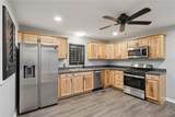 110 Sheridan Ave - Photo 2