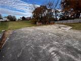 176 Jefferson Dr - Photo 3