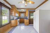 6102 Roslyn St - Photo 16