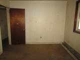 930 7th St - Photo 29