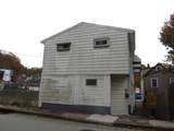 930 7th St - Photo 3