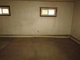 930 7th St - Photo 31