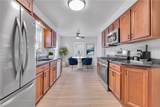 1526 Elgin St - Photo 29