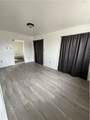 1631 Hyndman St - Photo 4