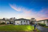 823 Clover Ln - Photo 1