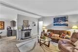 823 Clover Ln - Photo 12