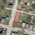 826 Scott Ave - Photo 2