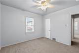 2401 Salisbury St - Photo 14