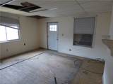 911 Amherst St - Photo 10