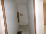 911 Amherst St - Photo 26