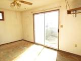 724 Laura St - Photo 18