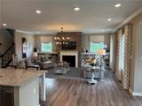 140 Victoria Dr - Photo 3