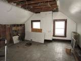 1111 Maple Ave - Photo 14