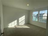 438 Hawthorn Hill Dr - Photo 5