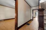 325 Walnut St - Photo 11