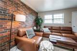 384 Northgate Dr - Photo 4