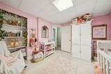724 Sidney St - Photo 17