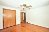 1549 Roosevelt Ave - Photo 18