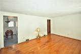 1549 Roosevelt Ave - Photo 4