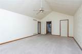 1045 Redoak Dr - Photo 19