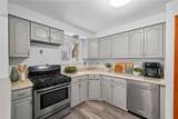 1041 Ardmore Manor Dr - Photo 9