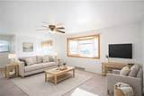 1079 Catherine Dr - Photo 10