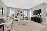 390 Dana Dr - Photo 3