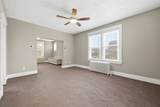 952 Melrose Ave - Photo 9