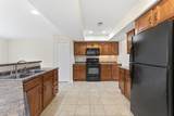 607 Hilton Circle - Photo 4