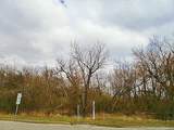 321 Mcmurray Rd - Photo 1