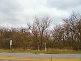 321 Mcmurray Rd - Photo 2