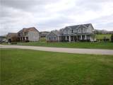 729 Victoria Way - Photo 3