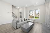 905 Rickenbach St - Photo 7