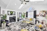107 White Fox - Photo 9