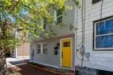 910 James St - Photo 2