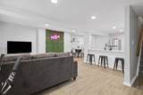 910 James St - Photo 4