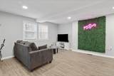 910 James St - Photo 5