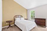 1002 Pinoak Ct - Photo 18