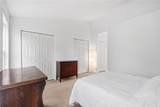 1002 Pinoak Ct - Photo 19
