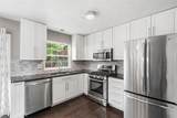 1002 Pinoak Ct - Photo 3