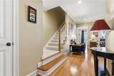 208 Linehan Pl - Photo 9