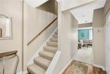 208 Meadowview Dr - Photo 3