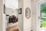 208 Meadowview Dr - Photo 5