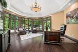 2500 Country Club Dr - Photo 24
