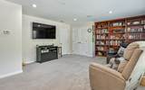 610 Broadmore - Photo 18