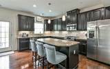 610 Broadmore - Photo 5