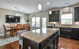 610 Broadmore - Photo 7